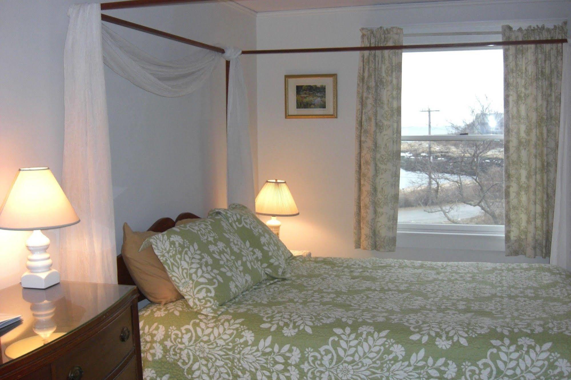 Seafarer Inn Rockport Bagian luar foto