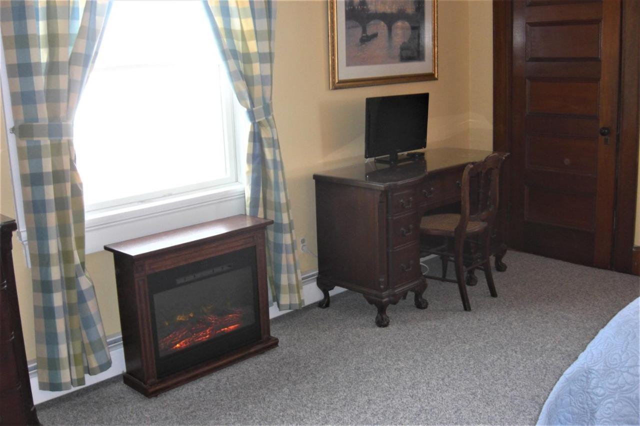 Seafarer Inn Rockport Bagian luar foto